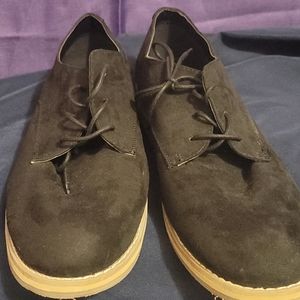 Mens shoes
